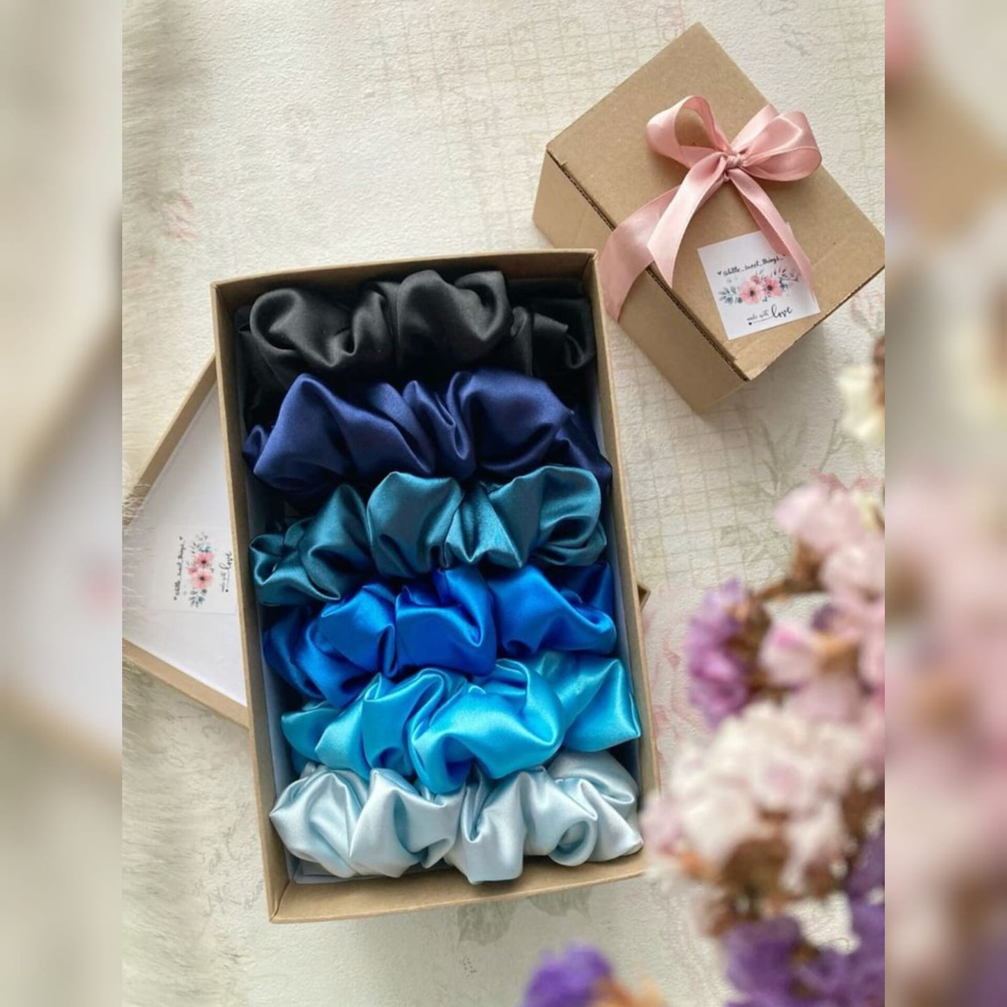 BLUE SHEDS SCRUNCHIES