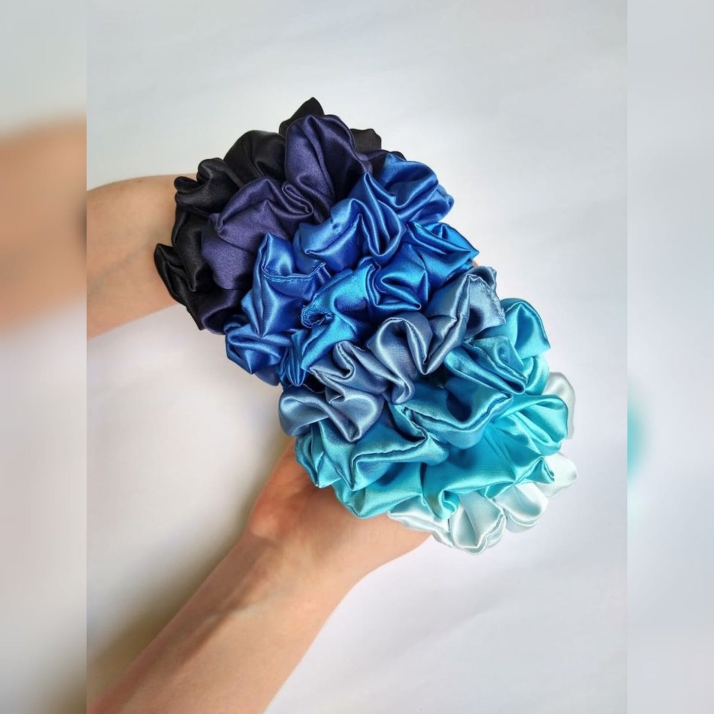 BLUE SHEDS SCRUNCHIES
