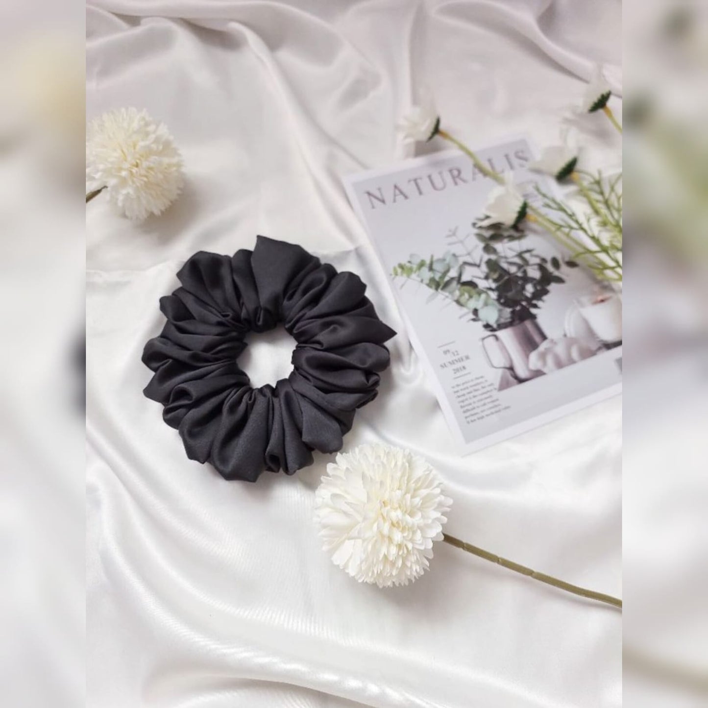 SINGLE SCRUNCHIES
