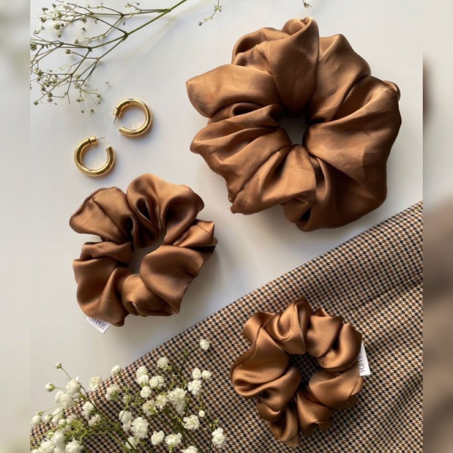 MONOCHARM SCRUNCHIE COMBO